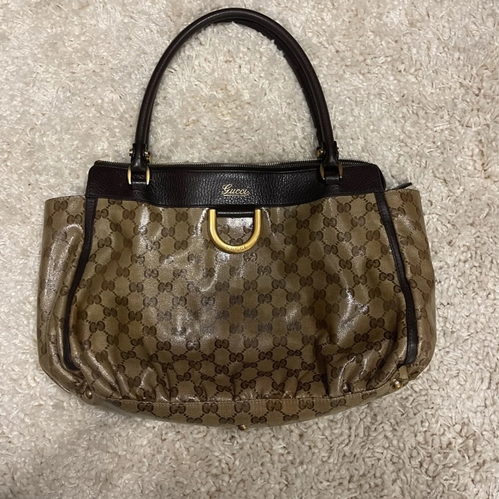 Gucci handbag 🌟